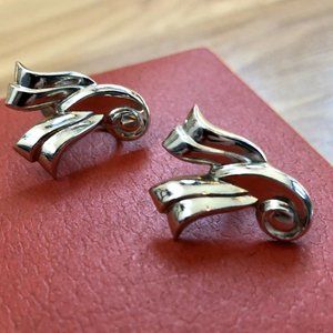 Vintage CORO Silver Screw Back Earrings